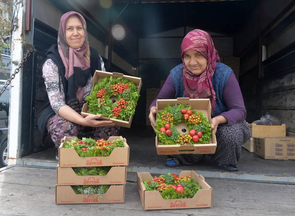 Burdur’dan Avrupa'ya 1 Milyon Noel Çelengi 6